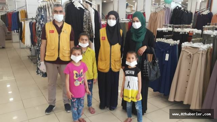 02haberler - İyilik Derneği Adıyaman Temsilciliği 200 Yetimin Yüzünü Güldürdü