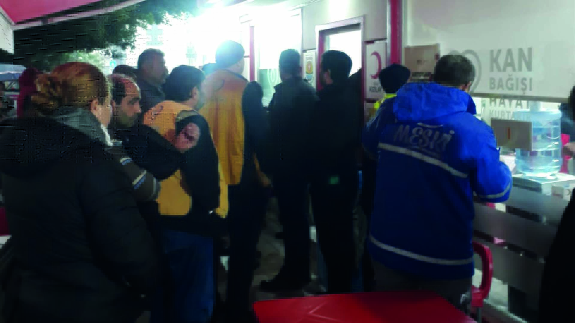 Depremzedeler İçin İyilik Gönüllülerimiz Kan Bağışında Bulundu