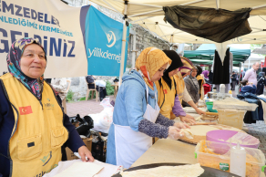 İyilik Derneği Esenler Temsilciliği Depremzedeler Yararına Kermes Düzenledi