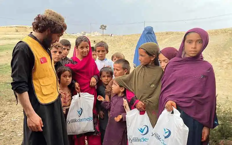 Afganistan Acil Yardım