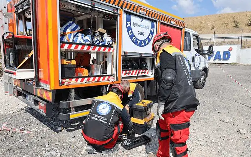 Arama ve Kurtarma Araç Bağışı