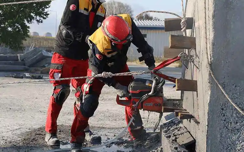 Arama ve Kurtarma Ekipman Bağışı