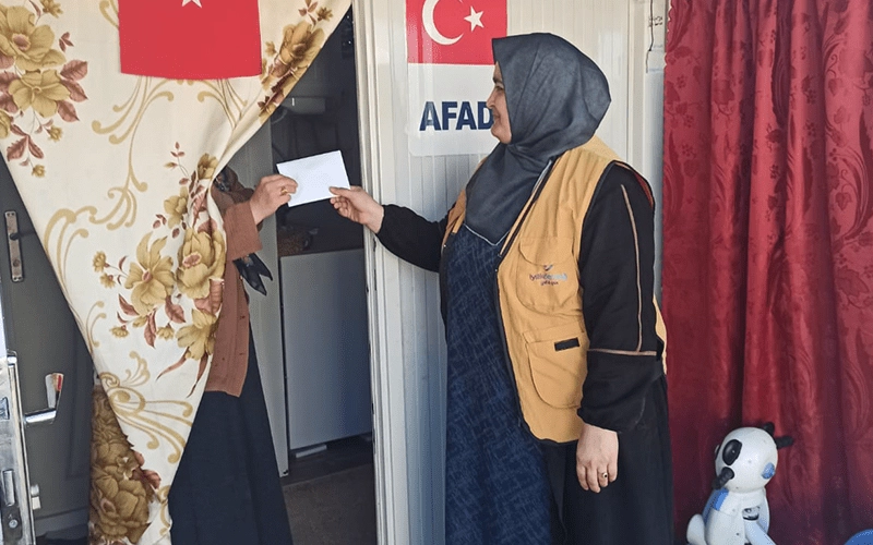 İYİLİK DERNEĞİ OSMANİYE TEMSİLCİLİĞİ YARDIM FAALİYETLERİNE DEVAM EDİYOR