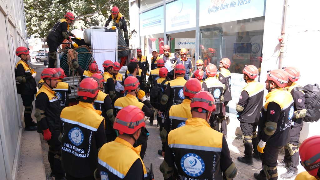 Derneğimiz, Arama Kurtarma Ağını Anadolu'ya Genişletiyor Derneğimiz, Arama Kurtarma Ağını Anadolu'ya Genişletiyor