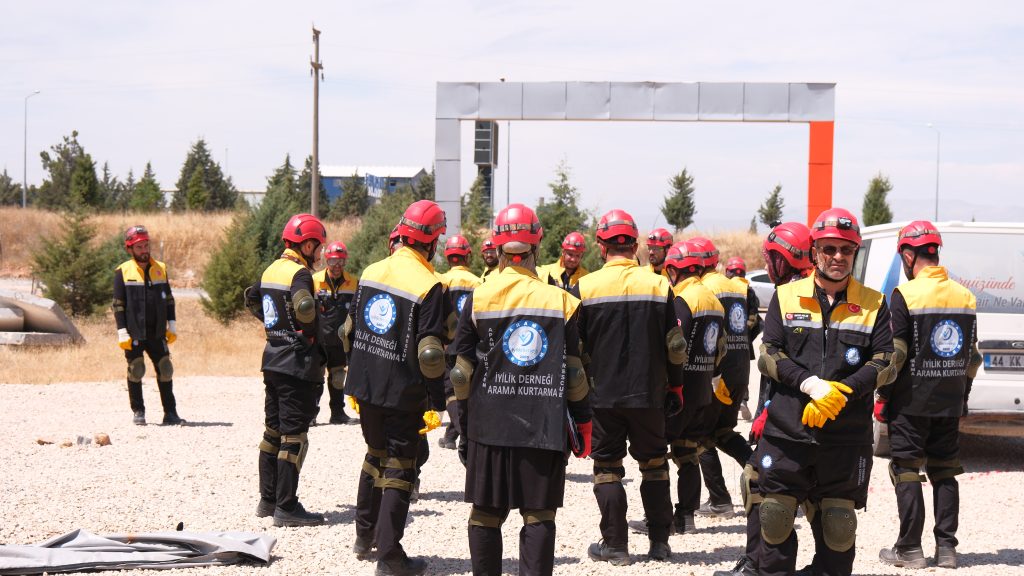 Derneğimiz, Arama Kurtarma Ağını Anadolu'ya Genişletiyor Derneğimiz, Arama Kurtarma Ağını Anadolu'ya Genişletiyor